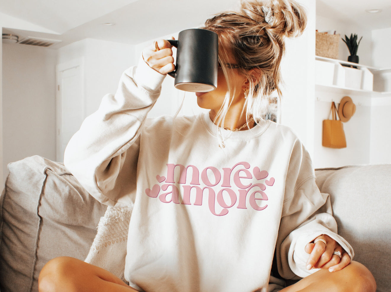 More Amore| Crewneck